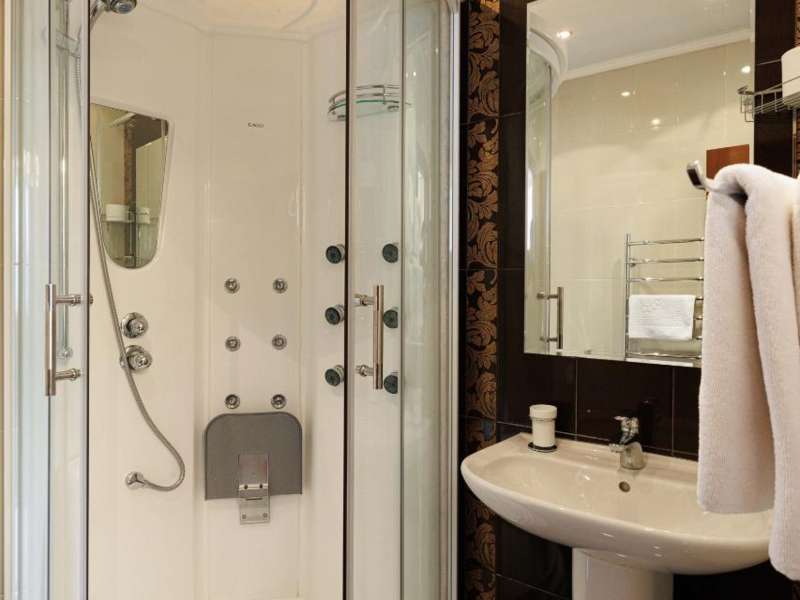 Luxury: Photo 7